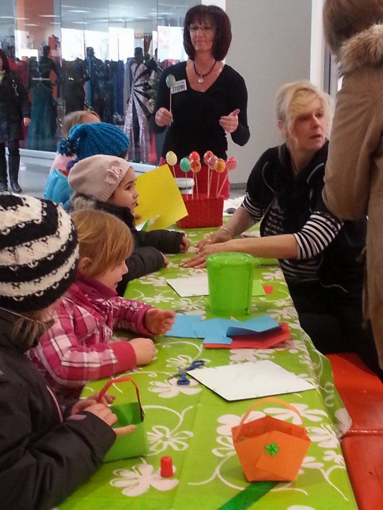 Basteln zu Ostern, Kinderschminken